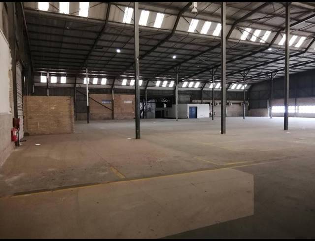 INDUSTRIAL PROPERTY TO RENT IN HALFWAY HOUSE